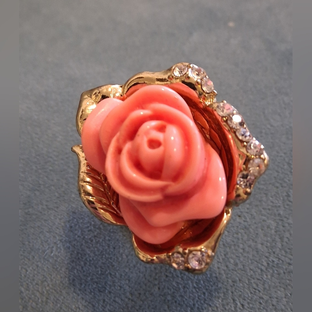 Resin & Rhinestone Cocktail Ring, Size 8 - Picture 2 of 6